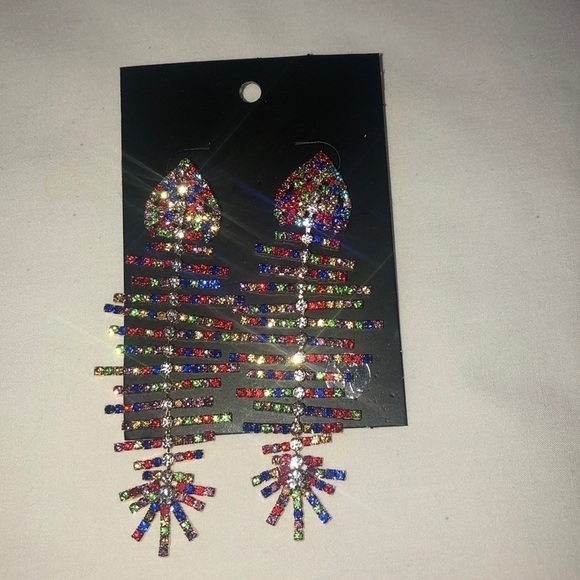 TIERED multicolored rhinestone earrings. - Picture 2 of 3